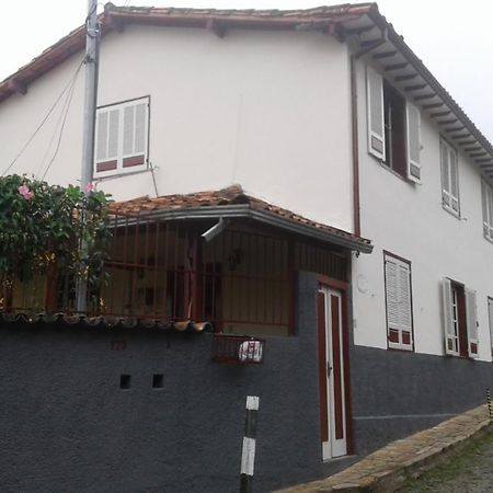 Pousada Dona Denis Ouro Preto  Bagian luar foto